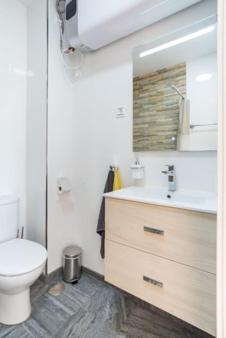 Apartamento Sea View W/ 2 Rooms, Beach: 1 Minute *