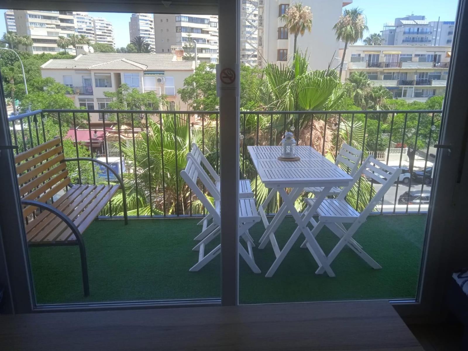 Apartamento Sea View W/ 2 Rooms, Beach: 1 Minute Torremolinos