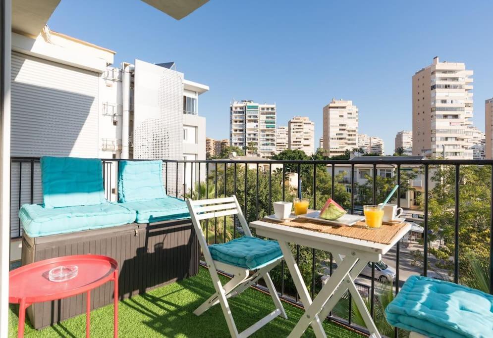 Apartment Sea View W/ 2 Rooms, Beach: 1 Minute Torremolinos